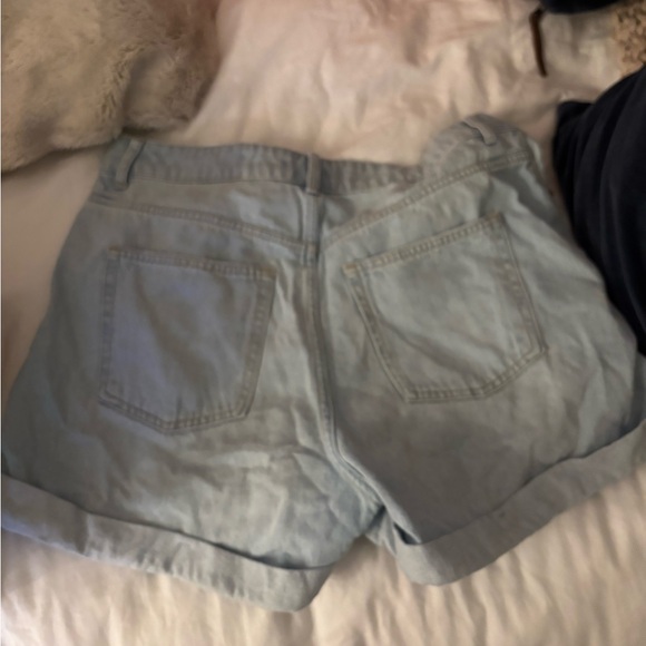 Jean Shorts - Picture 3 of 3